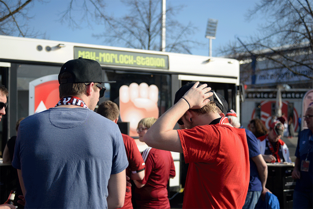 maxgemeinsam Kampagne Fotografien von Personen und der Atmosphäre am und im Max Morlock Stadion