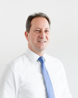  Portrait eines Mannes von Rödl&Partner